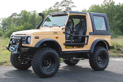 Camel Trophy Suzuki Samurai